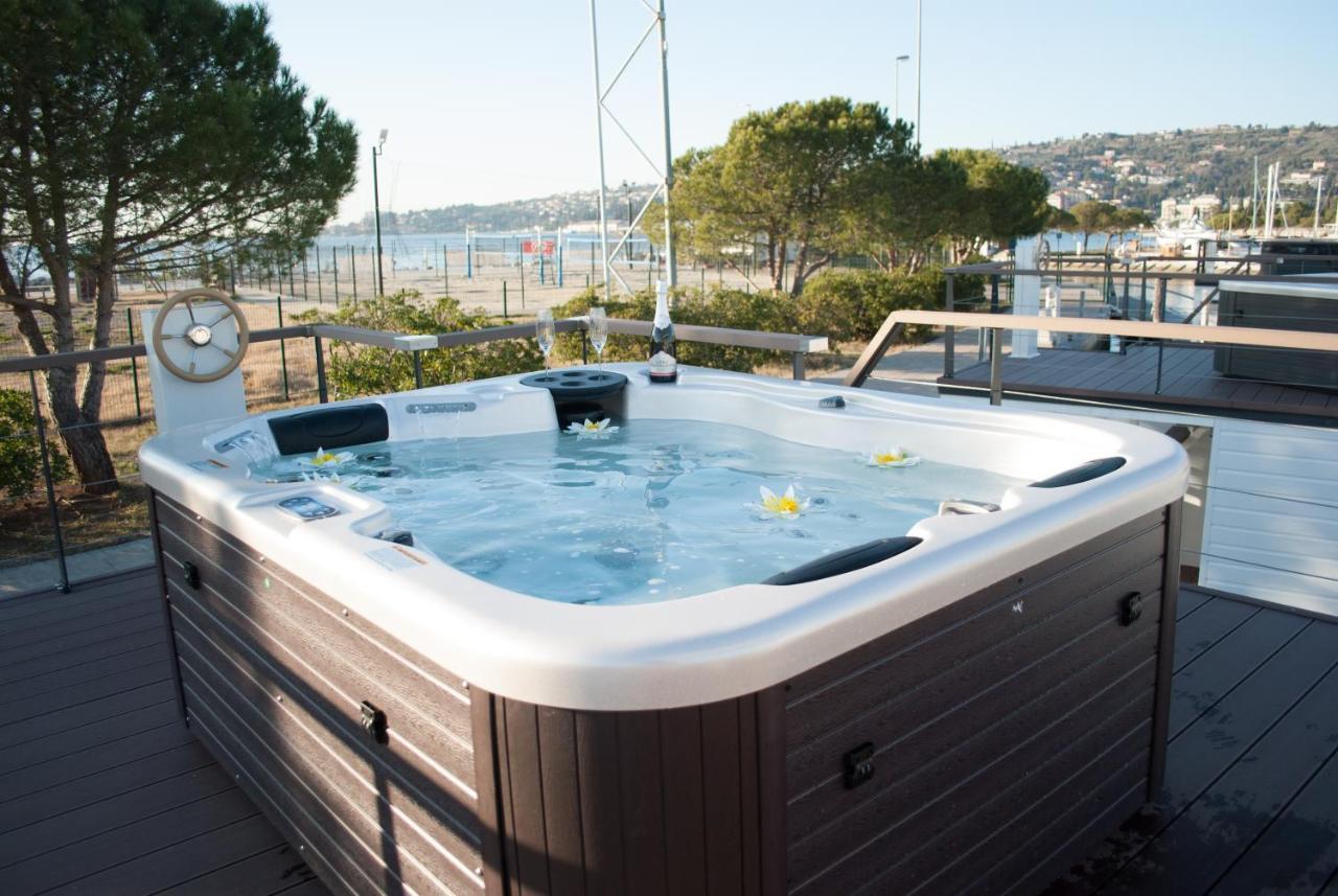 Floating House Blue Moon Villa Portorož Dış mekan fotoğraf