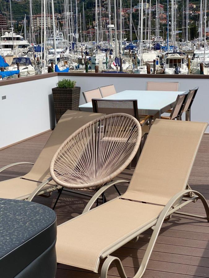 Floating House Blue Moon Villa Portorož Dış mekan fotoğraf