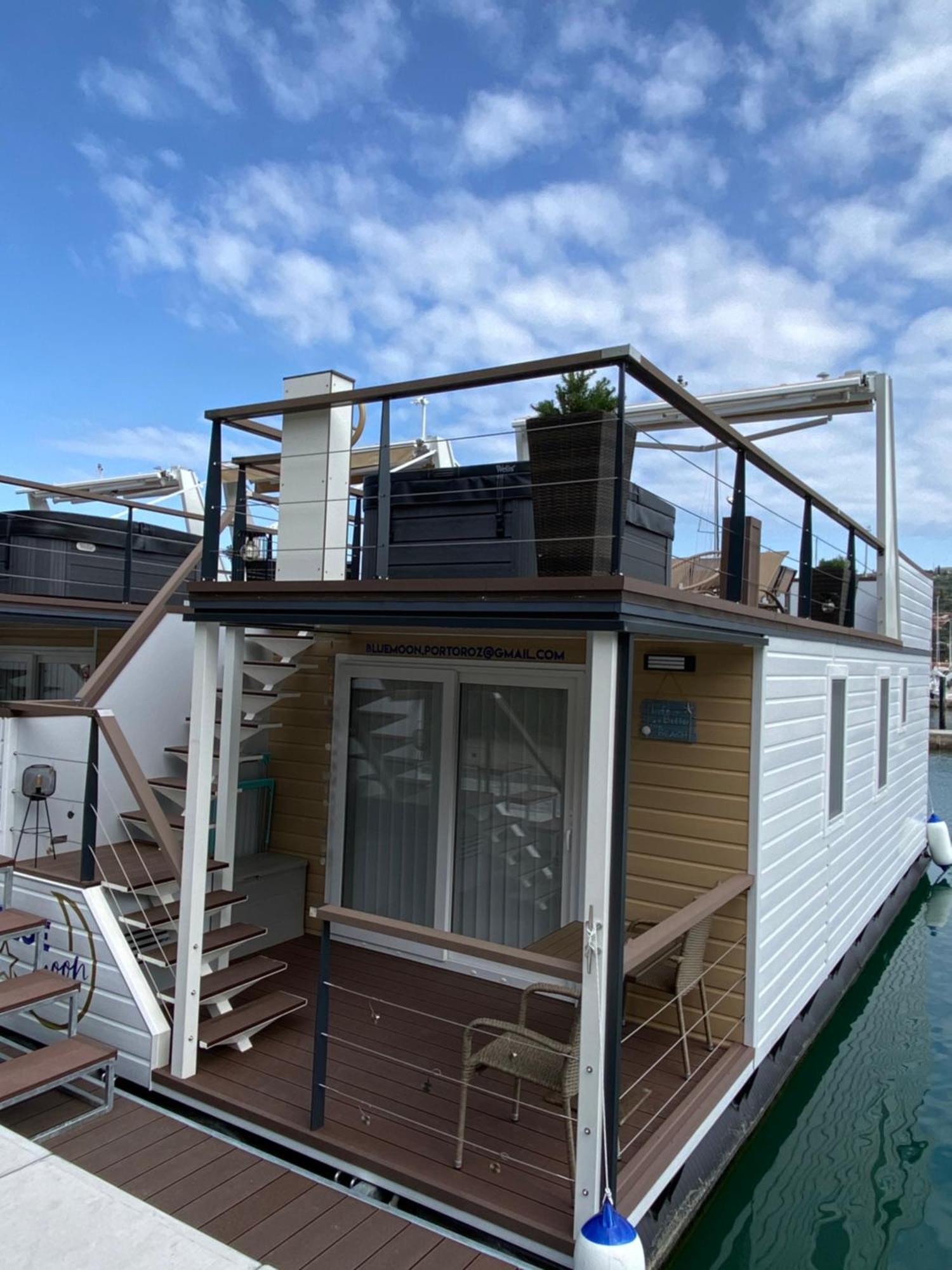Floating House Blue Moon Villa Portorož Dış mekan fotoğraf